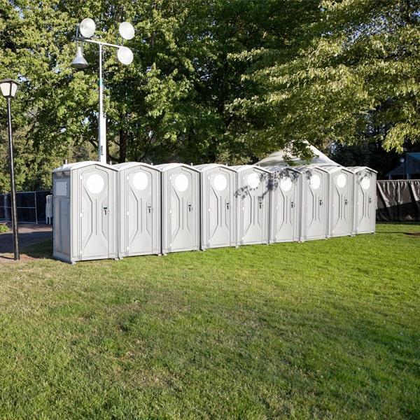 we provide special event portable restrooms for a variety of events including weddings, festivals, corporate events, and outdoor concerts